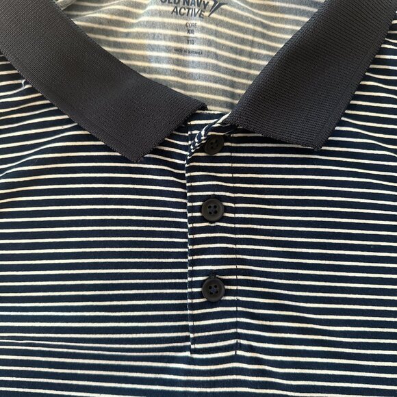 Old Navy Active Golf Shirt - Picture 3 of 5